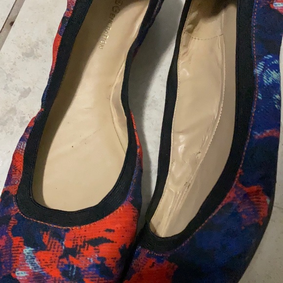 Bcbg never worn flats - Picture 1 of 3